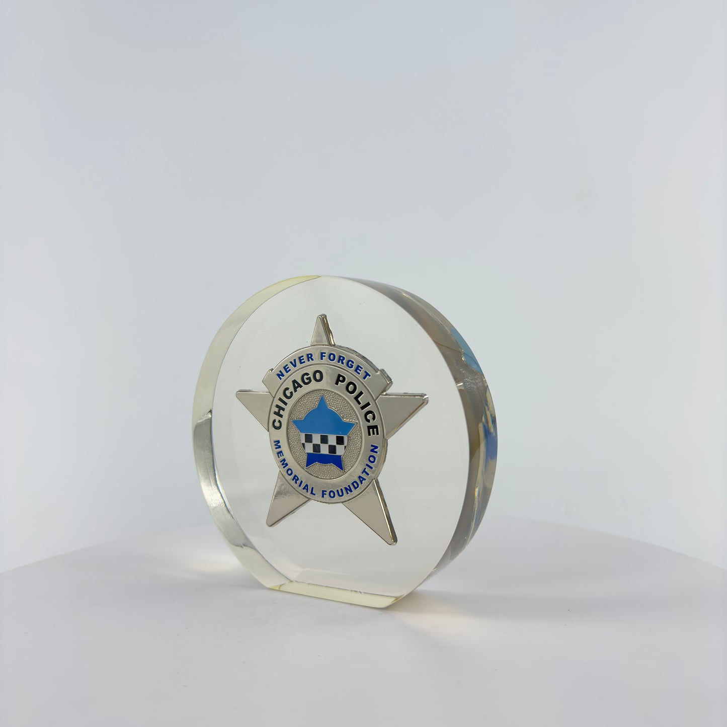 Transparent Resin Paper Weight, Acrylic Paper Weight, Birthday Gift Metal Encapsulated Paper Weight, Commercial Gift/Souvenir. Home Décor.