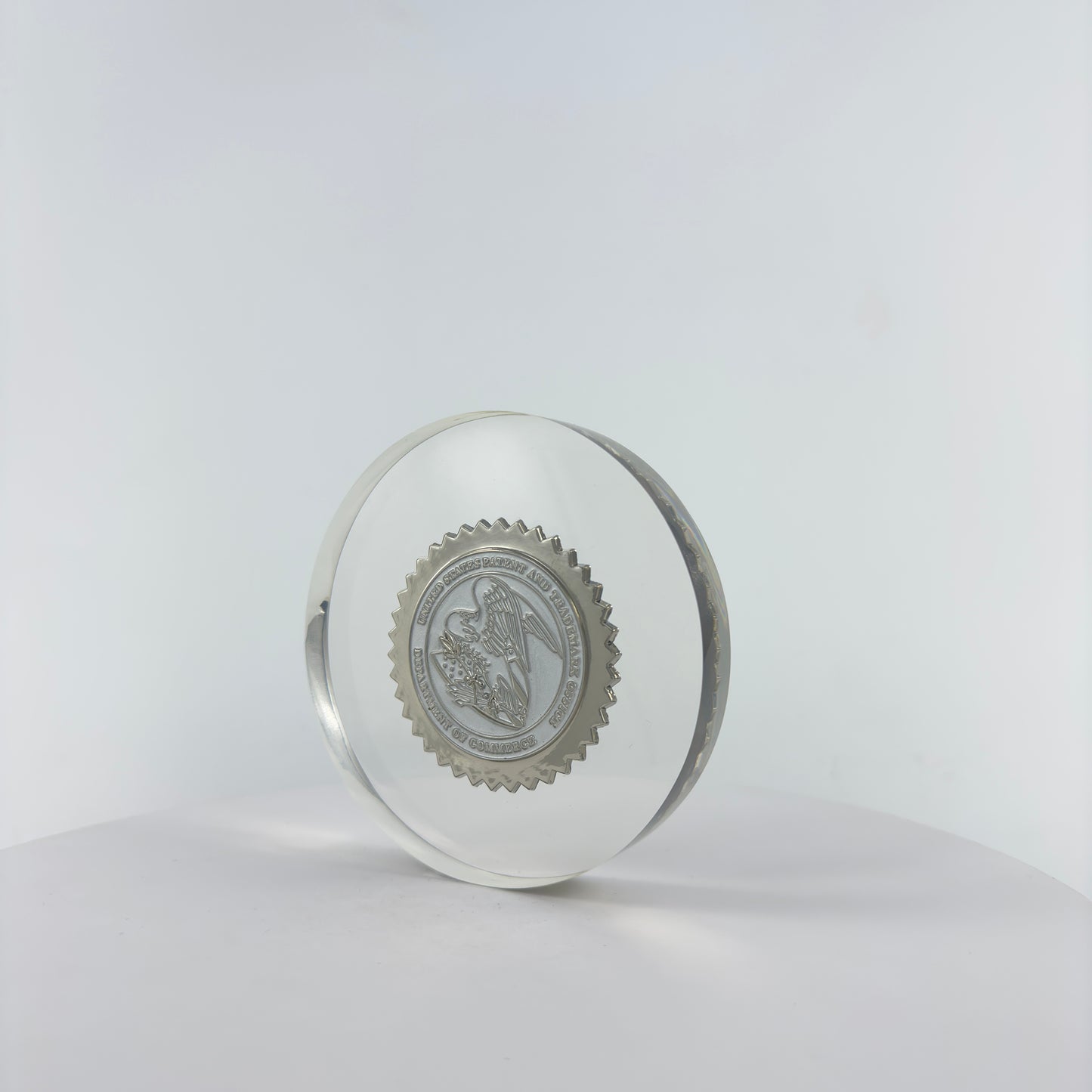 Transparent Resin Paper Weight, Acrylic Paper Weight, Birthday Gift Metal Encapsulated Paper Weight, Commercial Gift/Souvenir. Home Décor.