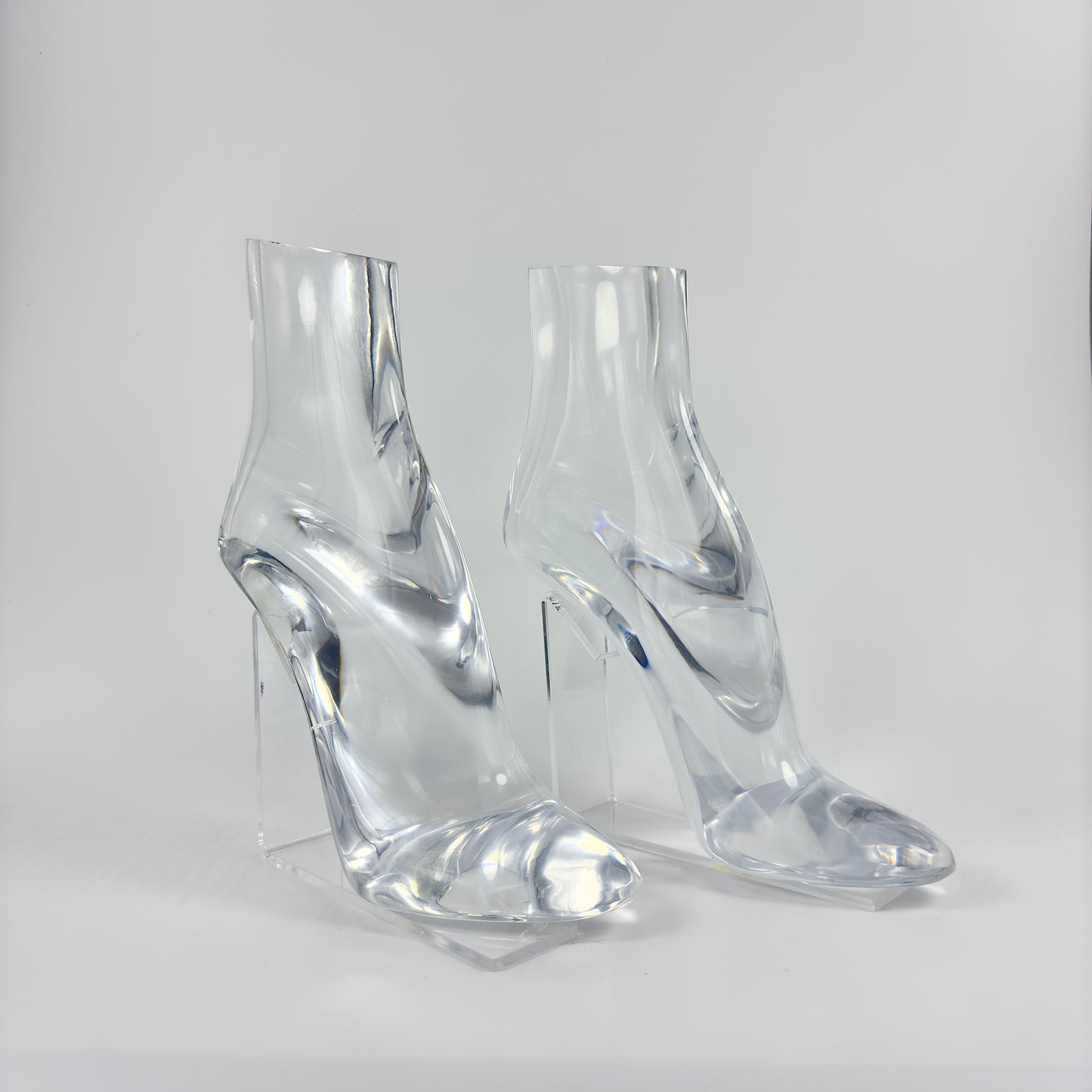 TRANSPARENT RESIN LADIES SHOE HI-HEEL FOOT MODEL