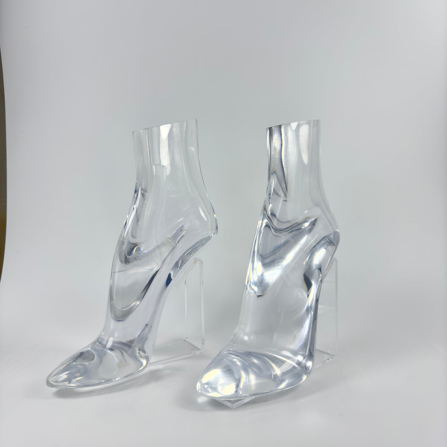 TRANSPARENT RESIN LADIES SHOE HI-HEEL FOOT MODEL