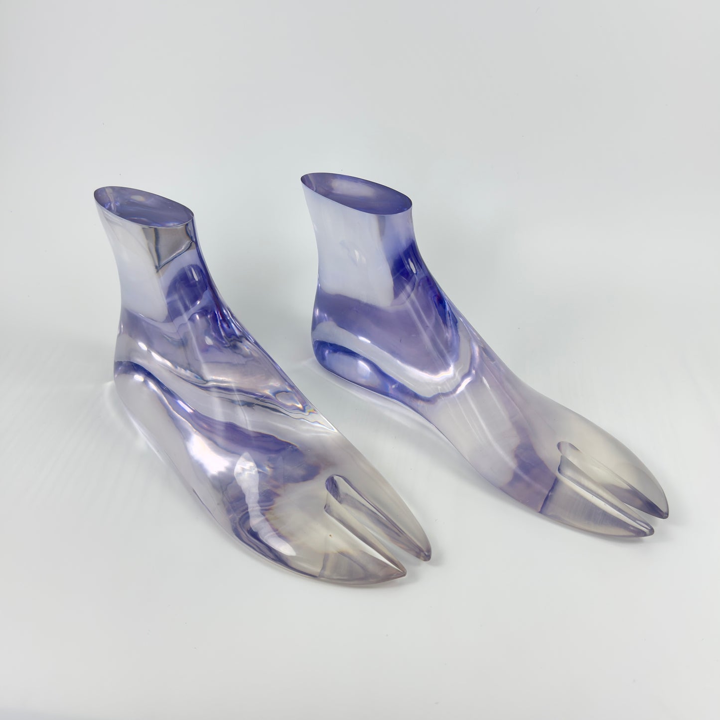 TRANSPARENT RESIN THONG SANDLE FOOT MODEL ACRYLIC SANDAL MODEL,DISPLAY , RINGS MODEL.ACRYLIC FOOT MANNEQUIN.