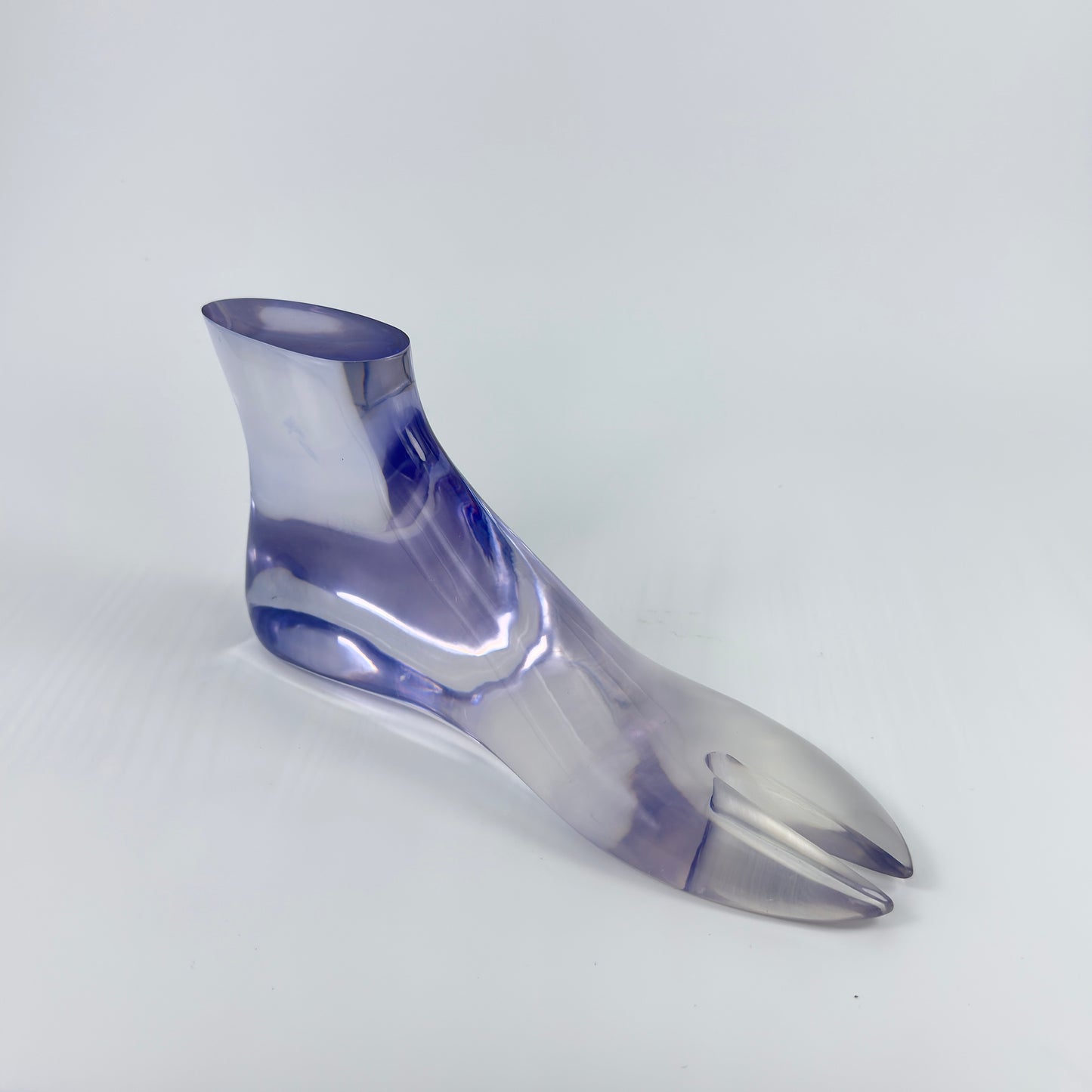 TRANSPARENT RESIN THONG SANDLE FOOT MODEL ACRYLIC SANDAL MODEL,DISPLAY , RINGS MODEL.ACRYLIC FOOT MANNEQUIN.