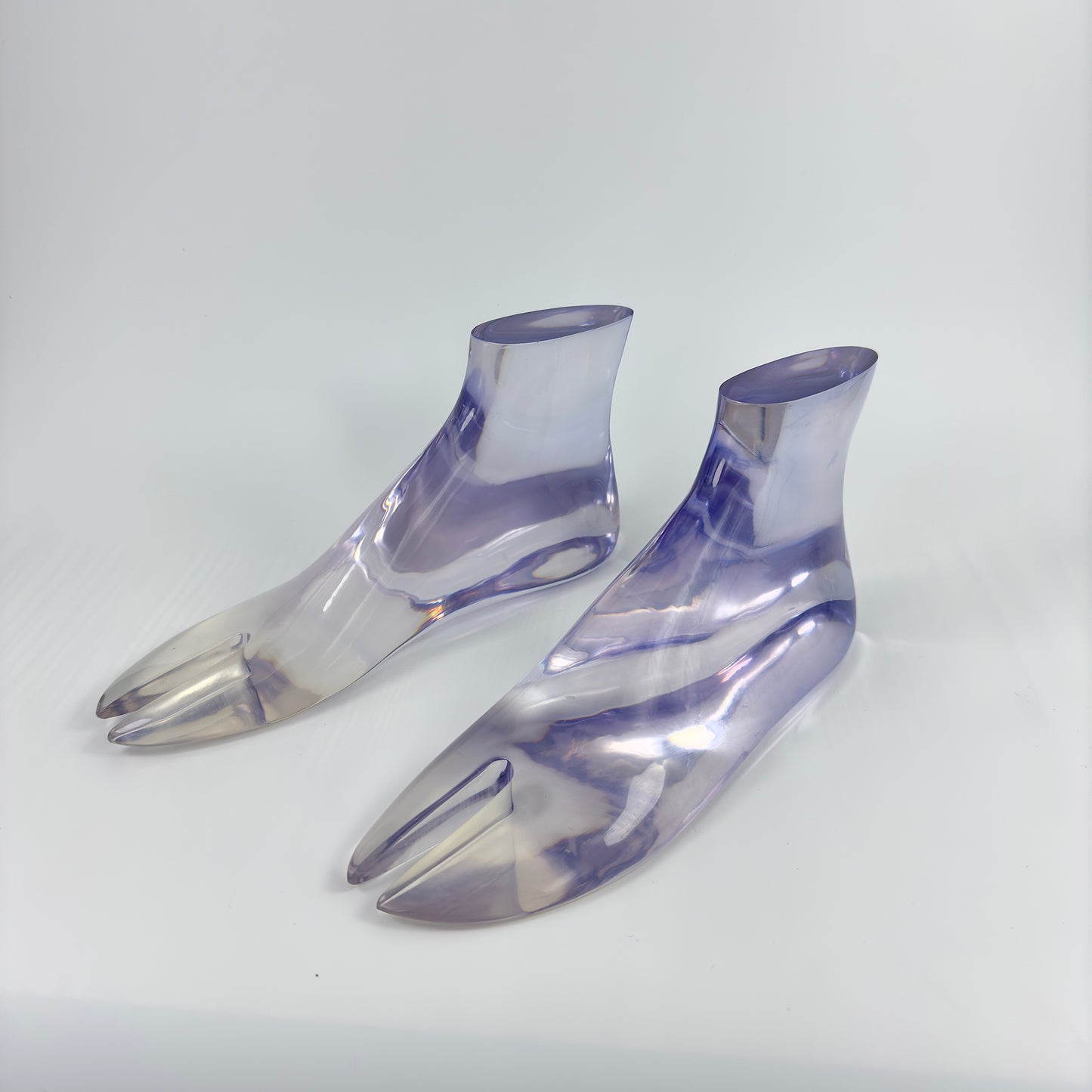 TRANSPARENT RESIN THONG SANDLE FOOT MODEL ACRYLIC SANDAL MODEL,DISPLAY , RINGS MODEL.ACRYLIC FOOT MANNEQUIN.