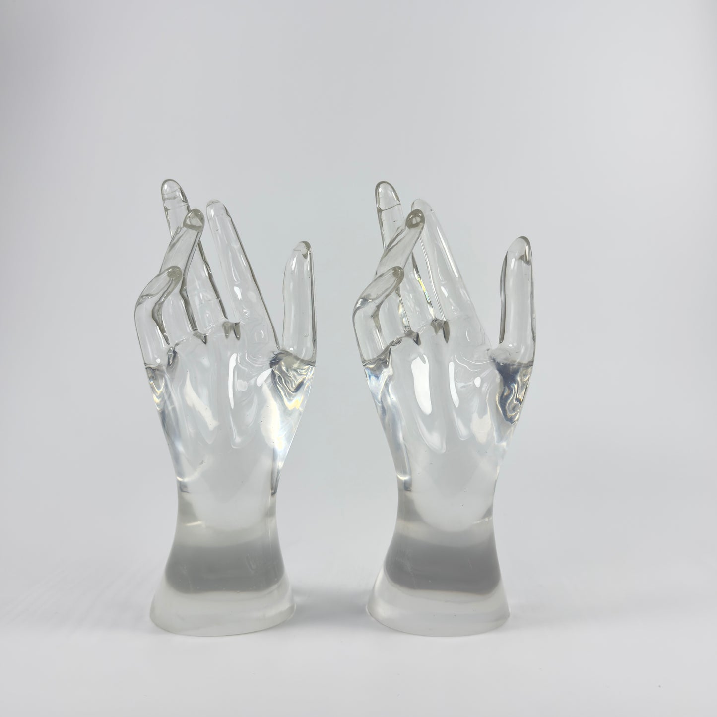 TRANSPARENT RESIN 200 MM. HIGH HAND MANNEQUIN
