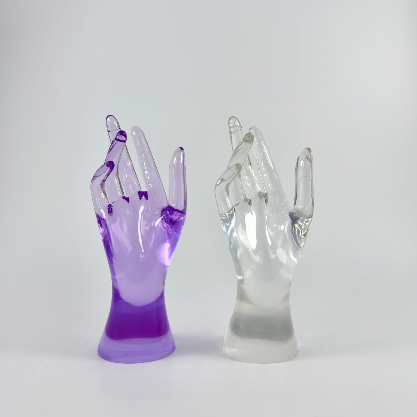 TRANSPARENT RESIN 200 MM. HIGH HAND MANNEQUIN