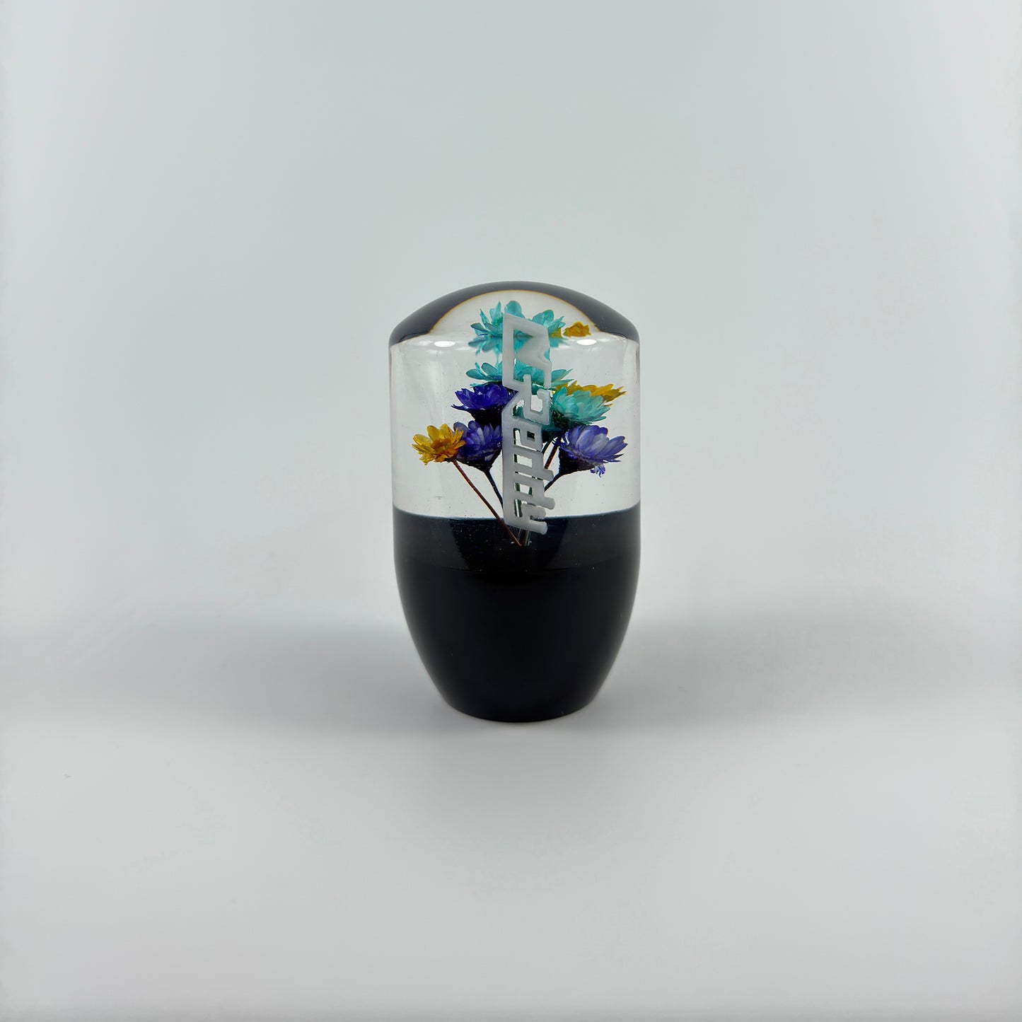 TRANSPARENT SHIFT KNOT INPLANTED WITH REAL FLOWER SHIFT LEVER KNOB CAR GEAR STICK HEAD UNIQUE SHIFT KNOT FITS MOST AUTOMATIC, MANUAL VEHICLES