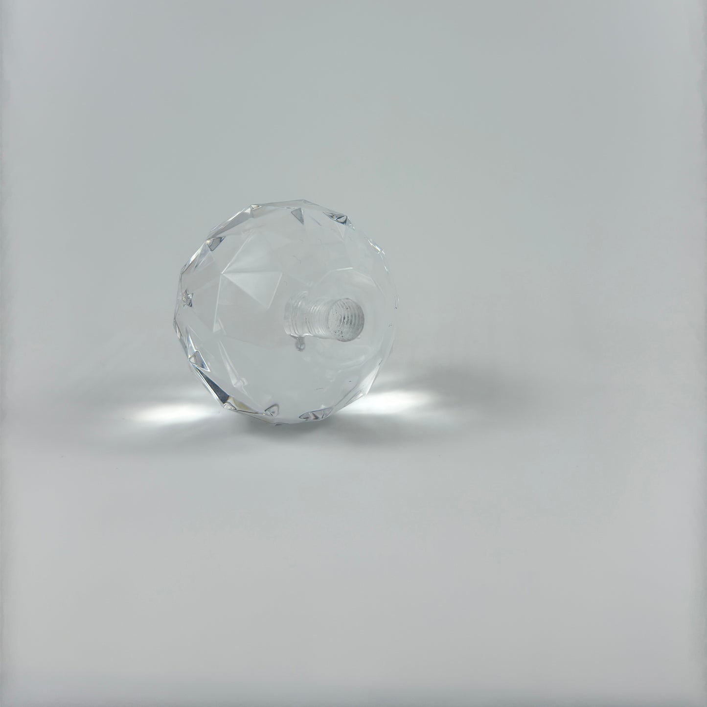 TRANSPARENT ACRYLIC DIAMOND HEAD SHIFT KNOT SHIFT LEVER KNOB CAR GEAR STICK HEAD UNIQUE SHIFT KNOT FITS MOST AUTOMATIC MANUAL VEHICLES