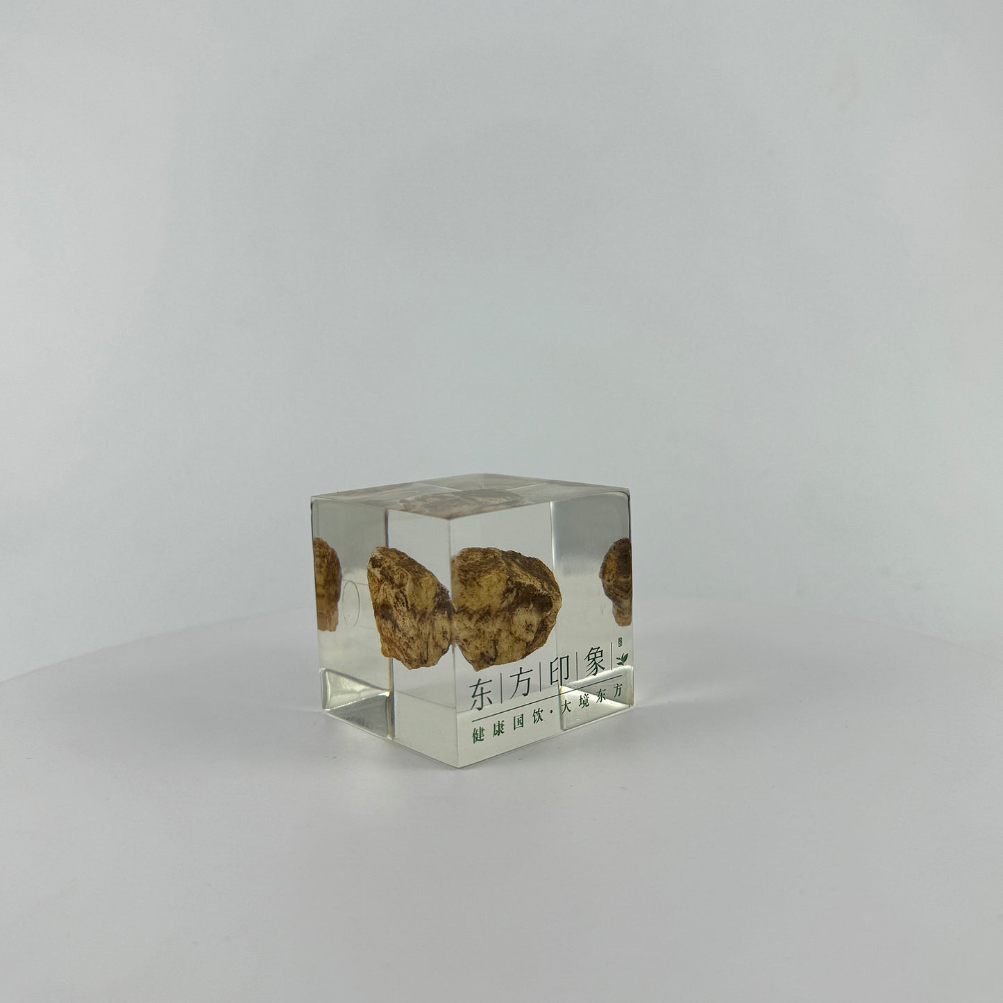 Transparent Resin Encapsulated Ore