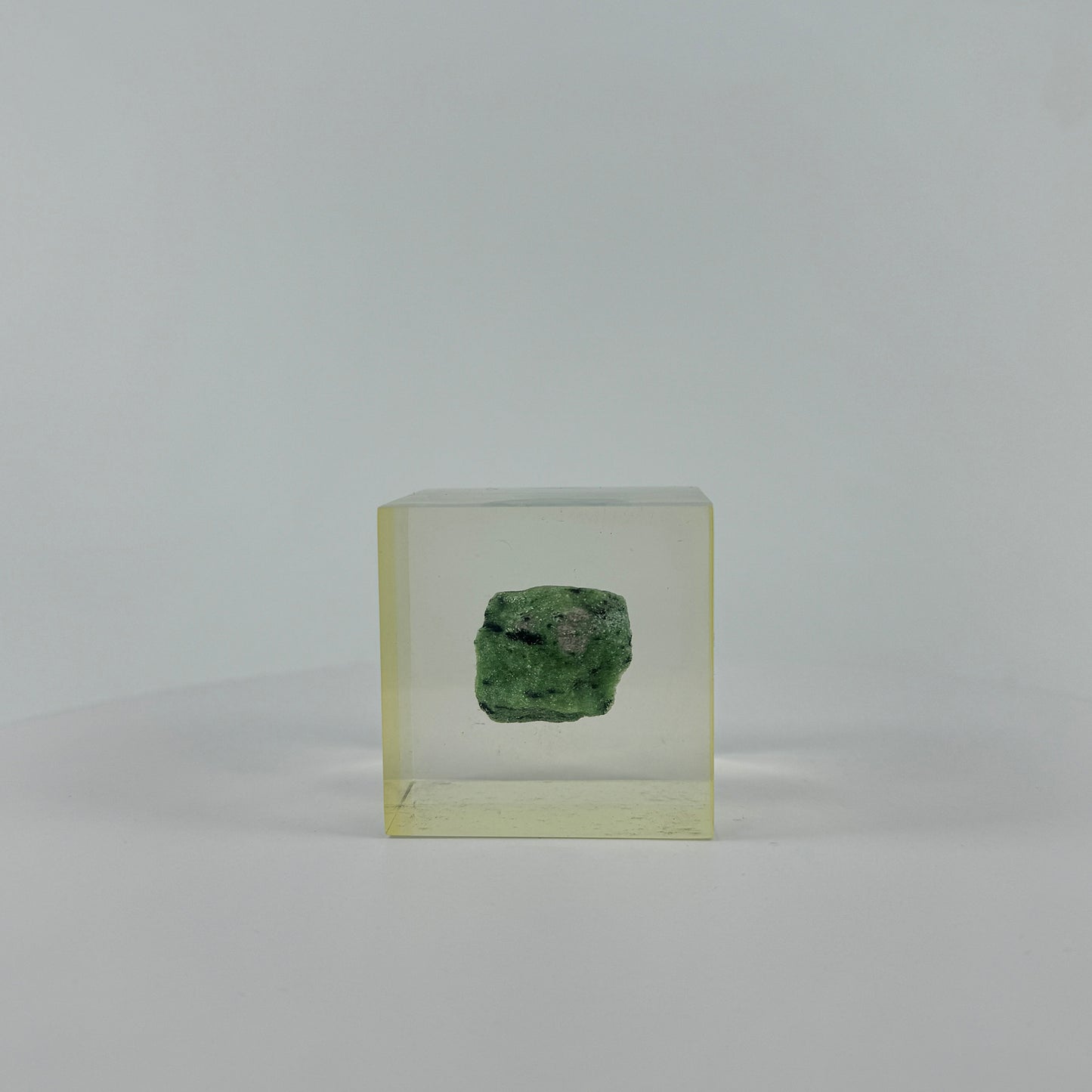 Transparent Resin Encapsulated Ore