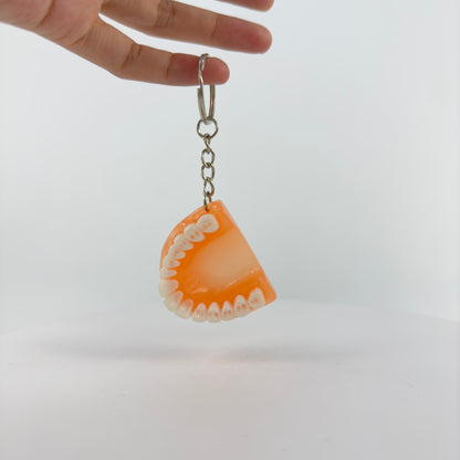 ENCAPSULATED TRANSPARENT RESIN KEY CHAIN