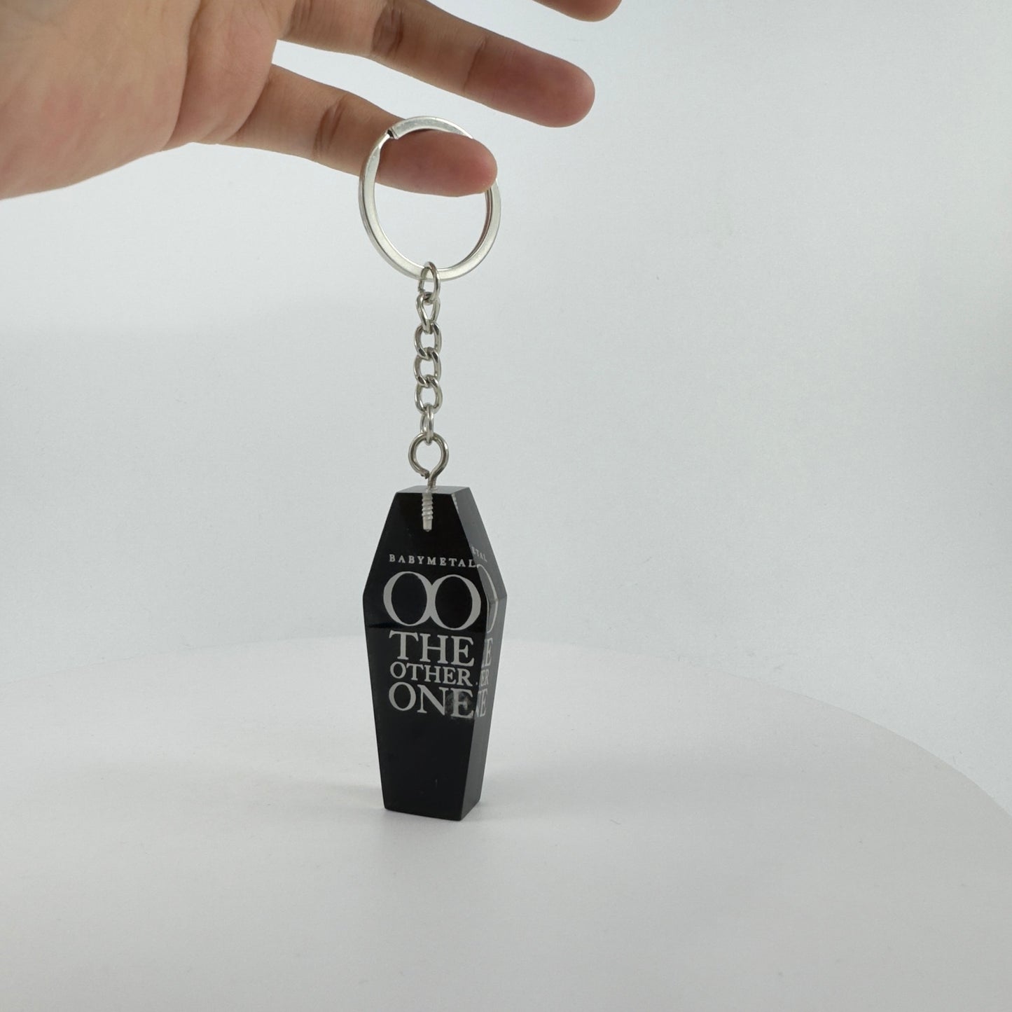 ENCAPSULATED TRANSPARENT RESIN KEY CHAIN