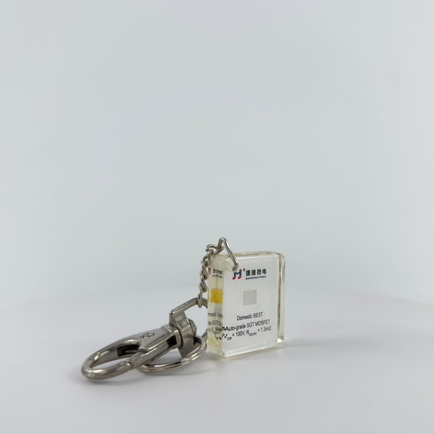 ENCAPSULATED TRANSPARENT ACRYLIC KEY CHAIN