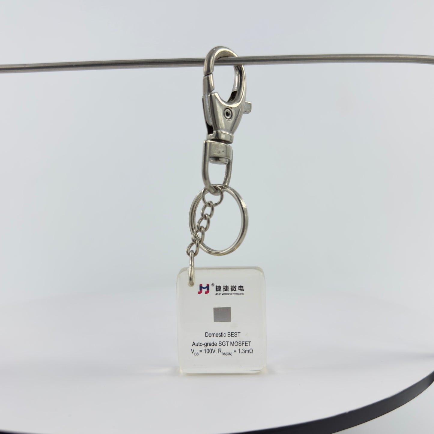 ENCAPSULATED TRANSPARENT ACRYLIC KEY CHAIN