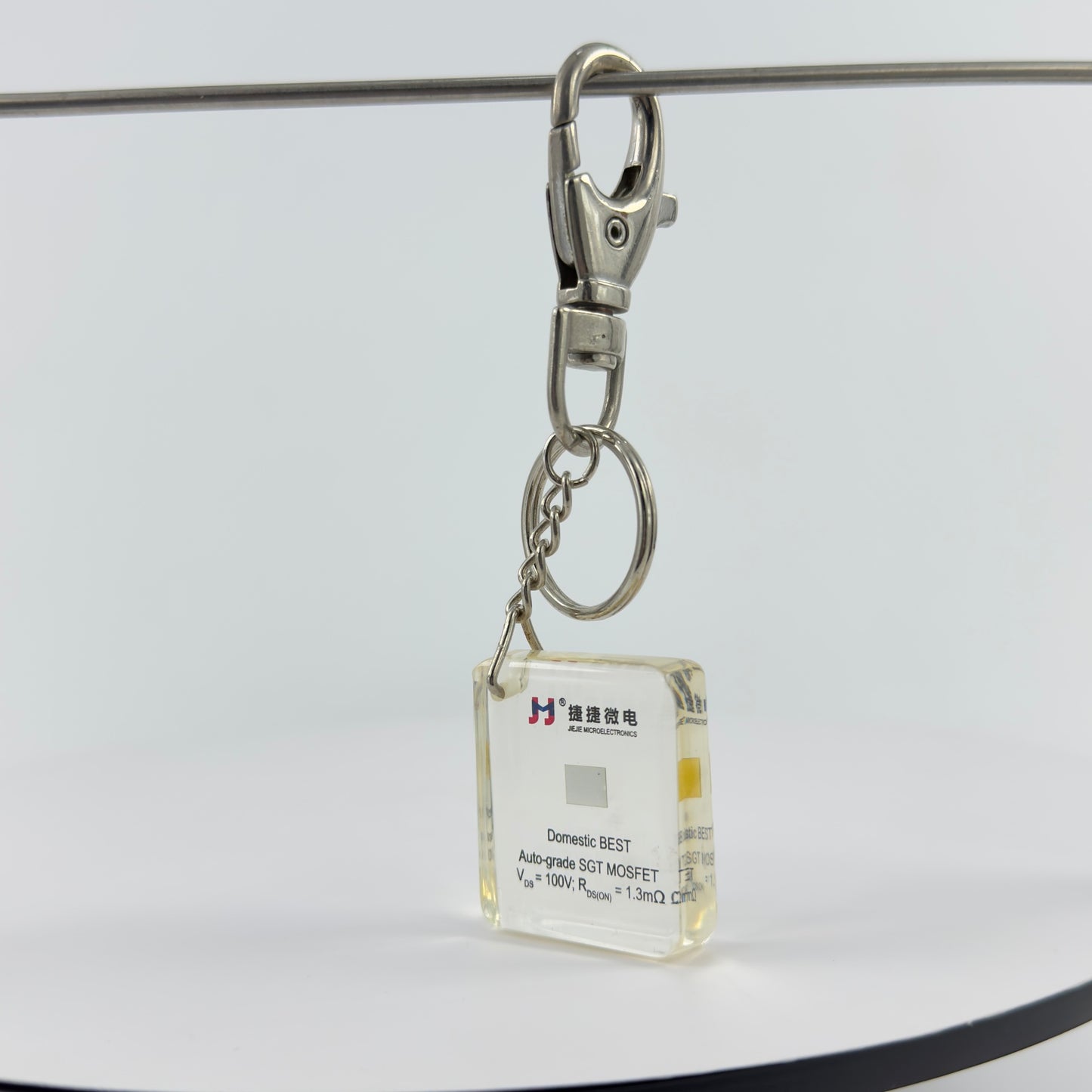 ENCAPSULATED TRANSPARENT ACRYLIC KEY CHAIN