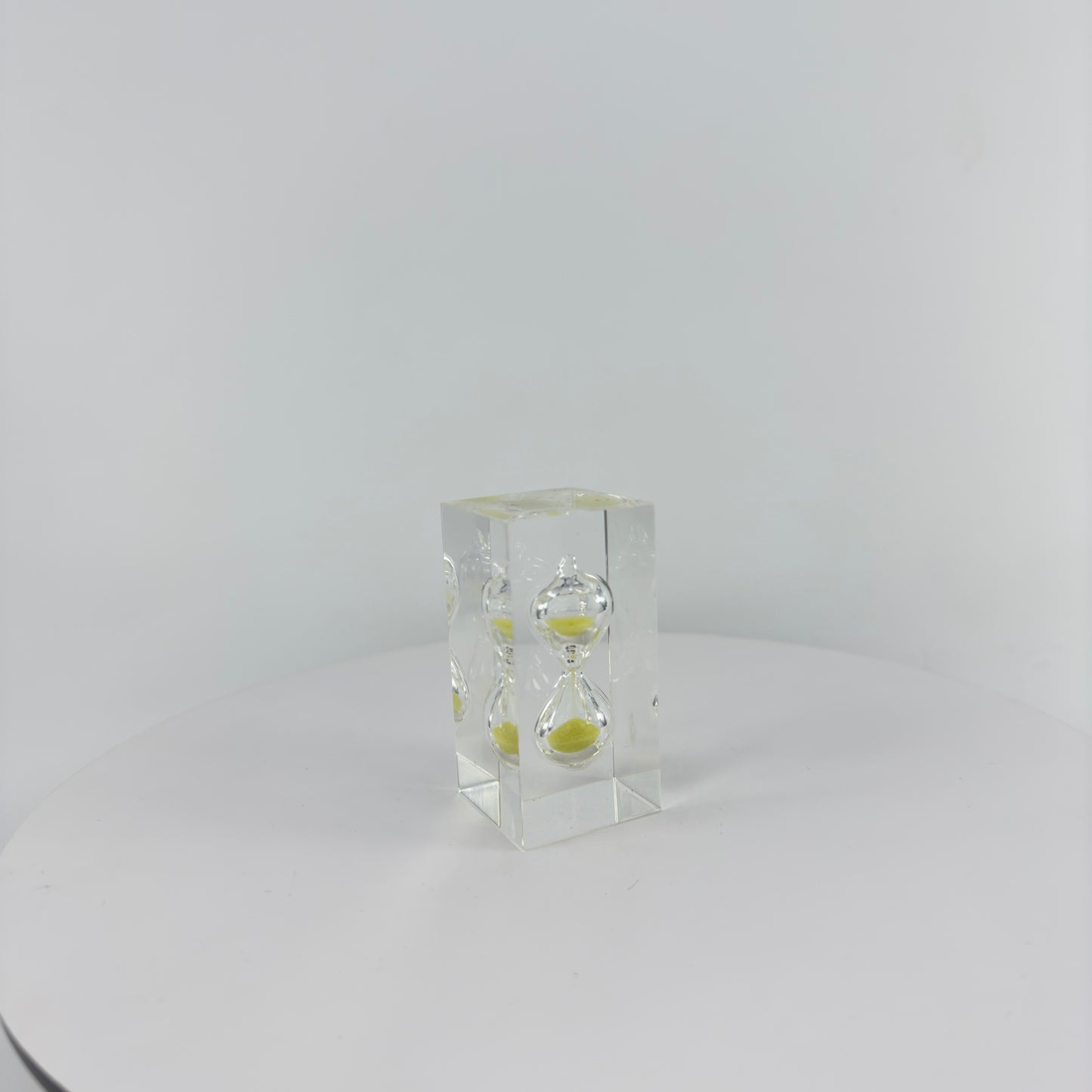 TRANSPARENT RESIN SAND TIMER