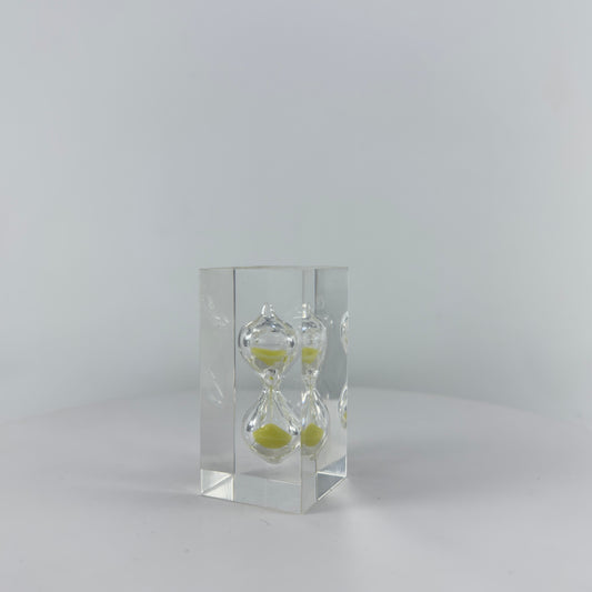 TRANSPARENT RESIN SAND TIMER