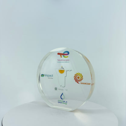 PAPER WEIGHT OIL DROP ENCAPSULATED INTO TRANSPARENT RESIN